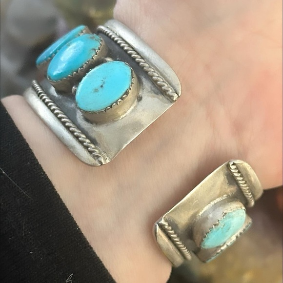 Turquoise  unisex men's sterling silver southwestern cuff - Picture 9 of 14